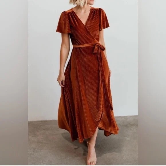 Baltic Born Dresses & Skirts - Baltic Born Andi Rust Ribbed Velvet Wrap Dress